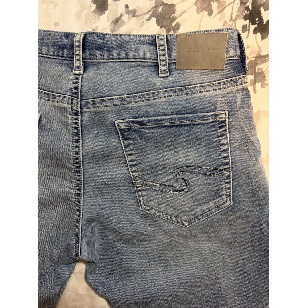Silver Jeans Co Eddie Relaxed Fit Light Wash Blue Denim Jeans Stretch